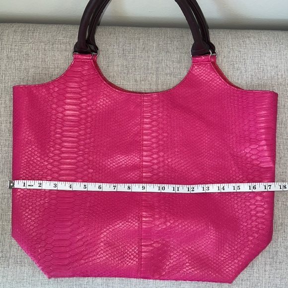 Neiman Marcus Faux Snakeskin Shoulder Bag - Picture 7 of 12